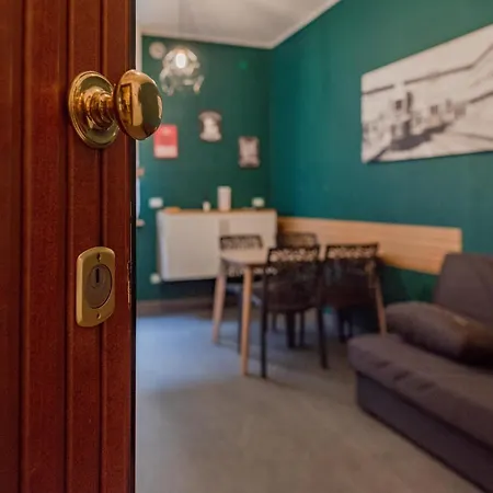 Casa Smeraldo, Airco 公寓